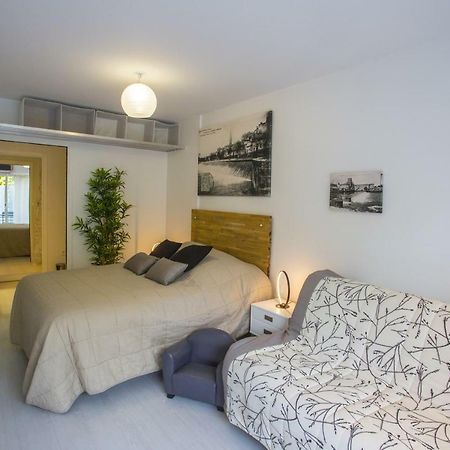 Les Tresors De Lizzie Hotel Coutras ภายนอก รูปภาพ
