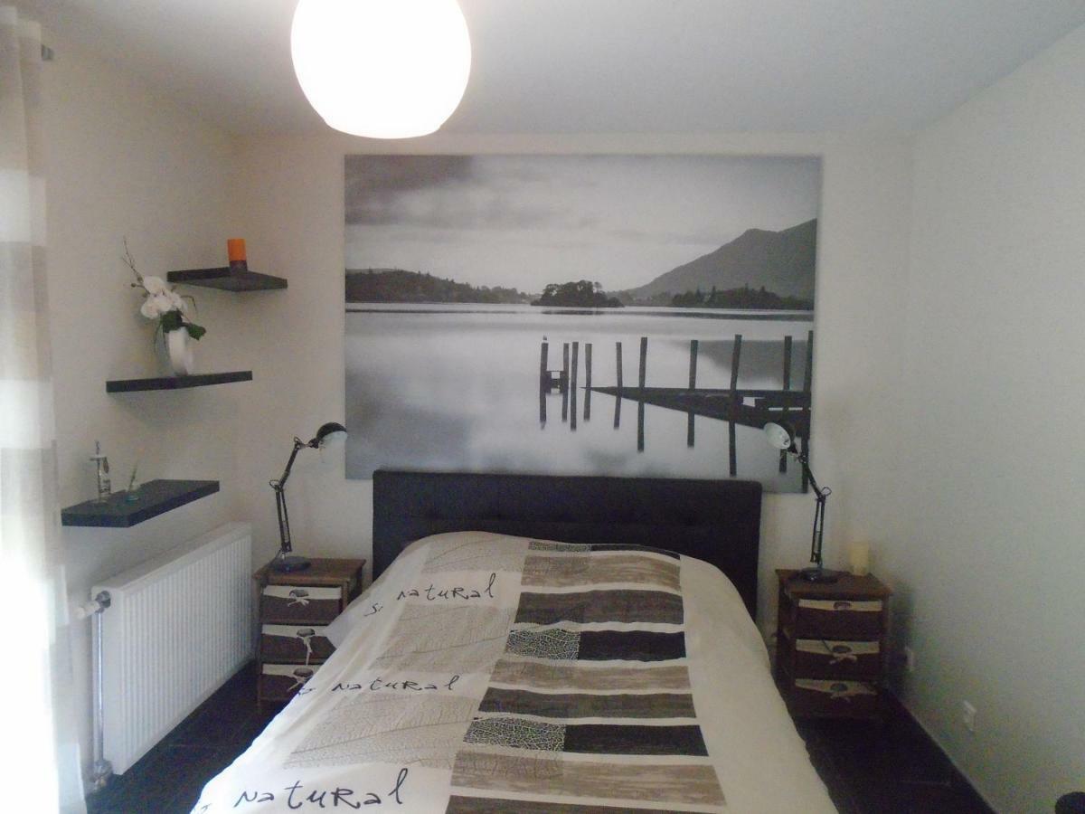 Les Tresors De Lizzie Hotel Coutras ภายนอก รูปภาพ